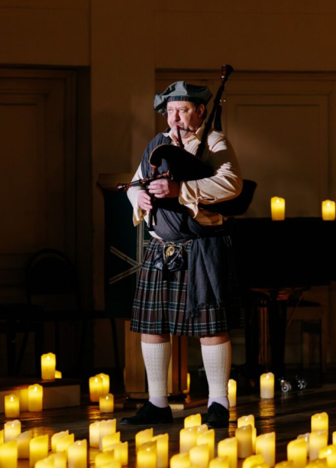 Орган и Волынка при Свечах.