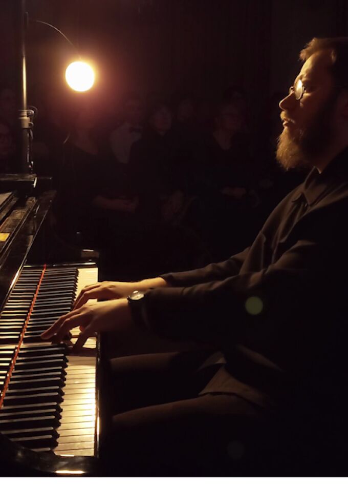 «Грани Нового»: концерт неоклассики в планетарии