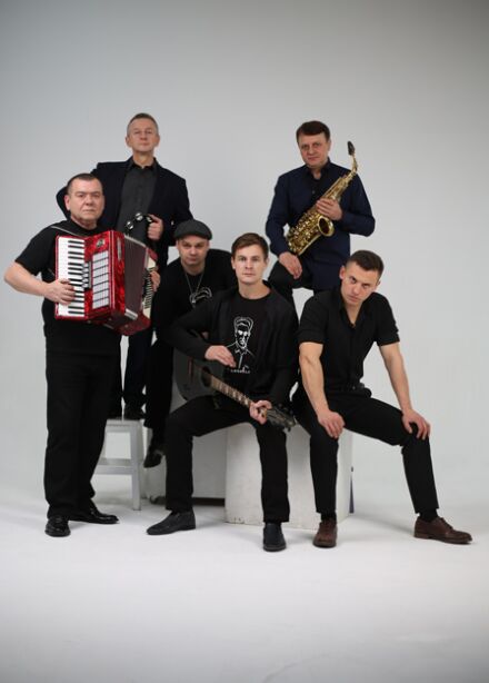 Александр Добронравов и группа "Лесоповал"