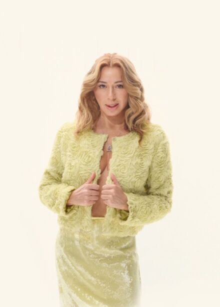 Алёна Апина