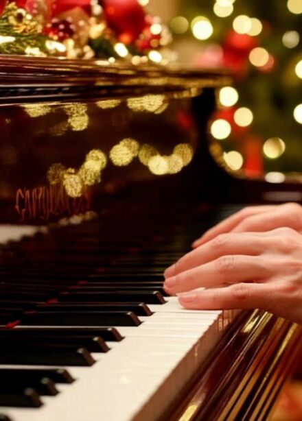 Рок-хиты и Новогодние мелодии на рояле