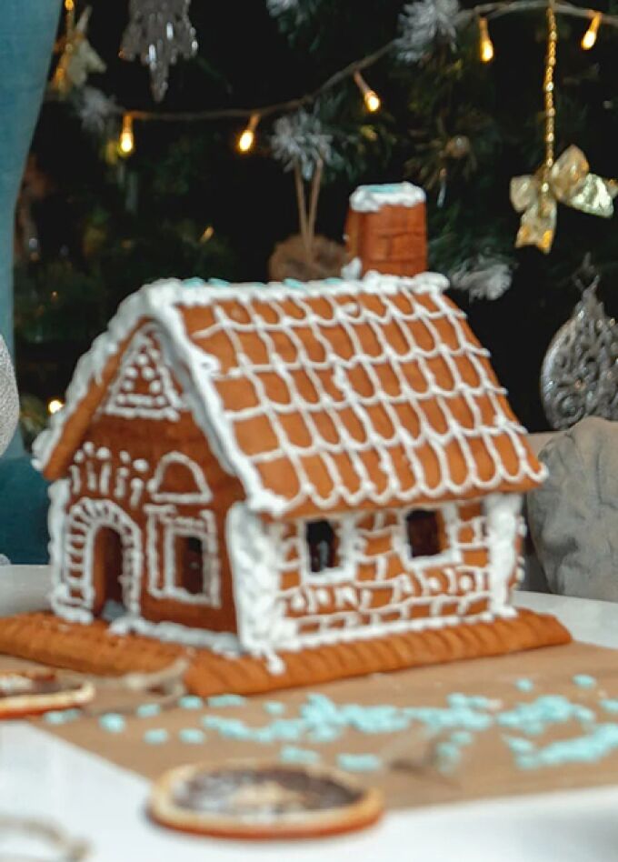 Мастер-класс по изготовлению и росписи пряничных домиков