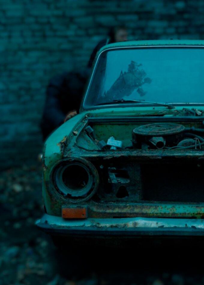 Человек в закрытой комнате