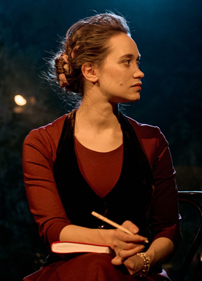 Три сестры. Игра в солдатики