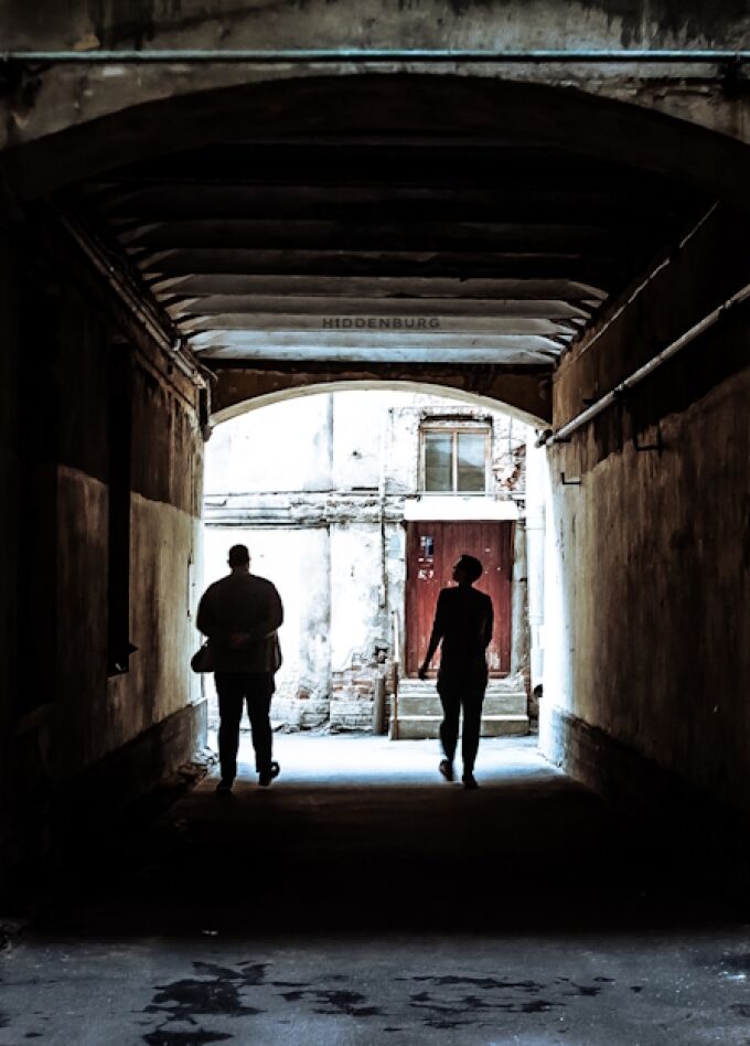 Лабиринты Васильевского острова прогулка по дворам и парадным