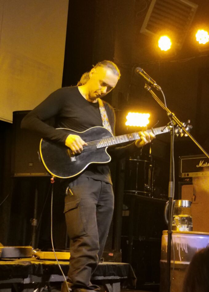 Михаил Елизаров (Ласточка)