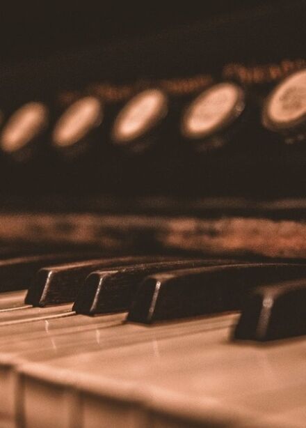 Орган при свечах: триумфальное барокко